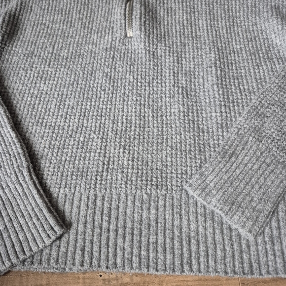 William Rast Womens Sweater Size XS - Picture 4 of 7